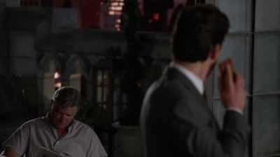 WHITE_COLLAR_-_E4X10_VESTED_INTEREST_711.jpg