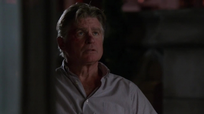 WHITE_COLLAR_-_E4X10_VESTED_INTEREST_717.jpg