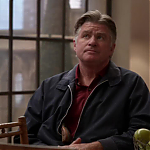WHITE_COLLAR_-_E4X10_VESTED_INTEREST_061.jpg