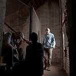 WHITE_COLLAR_-_E4X10_VESTED_INTEREST_570.jpg