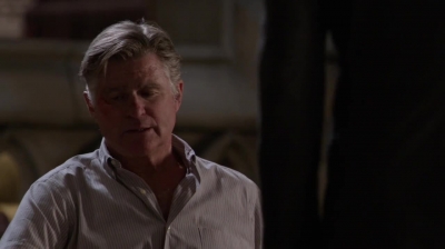 WHITE_COLLAR_-_E4X11_FAMILY_BUSINESS_0004.jpg