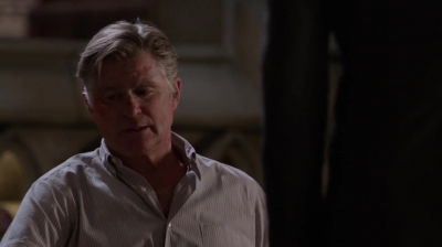 WHITE_COLLAR_-_E4X11_FAMILY_BUSINESS_0005.jpg