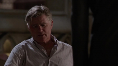 WHITE_COLLAR_-_E4X11_FAMILY_BUSINESS_0012.jpg