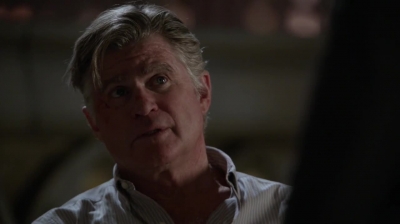 WHITE_COLLAR_-_E4X11_FAMILY_BUSINESS_0047.jpg