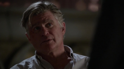 WHITE_COLLAR_-_E4X11_FAMILY_BUSINESS_0048.jpg