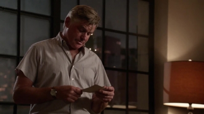 WHITE_COLLAR_-_E4X11_FAMILY_BUSINESS_0086.jpg