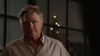 WHITE_COLLAR_-_E4X11_FAMILY_BUSINESS_0116.jpg