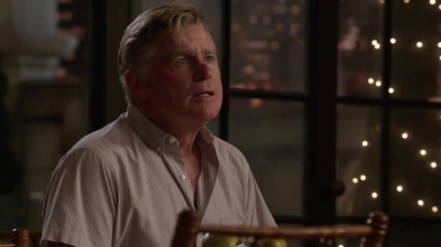 WHITE_COLLAR_-_E4X11_FAMILY_BUSINESS_0129.jpg