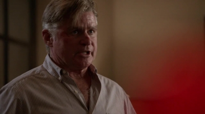 WHITE_COLLAR_-_E4X11_FAMILY_BUSINESS_0209.jpg