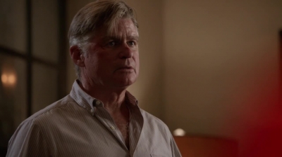 WHITE_COLLAR_-_E4X11_FAMILY_BUSINESS_0219.jpg