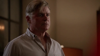 WHITE_COLLAR_-_E4X11_FAMILY_BUSINESS_0227.jpg