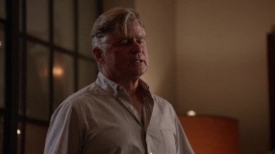 WHITE_COLLAR_-_E4X11_FAMILY_BUSINESS_0239.jpg