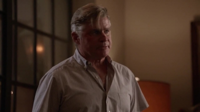 WHITE_COLLAR_-_E4X11_FAMILY_BUSINESS_0249.jpg
