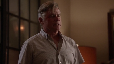 WHITE_COLLAR_-_E4X11_FAMILY_BUSINESS_0252.jpg