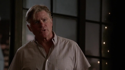 WHITE_COLLAR_-_E4X11_FAMILY_BUSINESS_0278.jpg