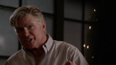 WHITE_COLLAR_-_E4X11_FAMILY_BUSINESS_0286.jpg