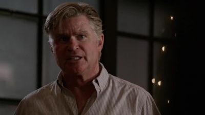 WHITE_COLLAR_-_E4X11_FAMILY_BUSINESS_0291.jpg
