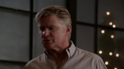 WHITE_COLLAR_-_E4X11_FAMILY_BUSINESS_0292.jpg