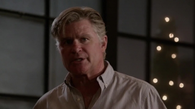 WHITE_COLLAR_-_E4X11_FAMILY_BUSINESS_0295.jpg