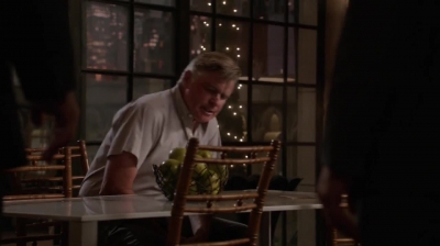 WHITE_COLLAR_-_E4X11_FAMILY_BUSINESS_0311.jpg