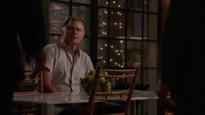 WHITE_COLLAR_-_E4X11_FAMILY_BUSINESS_0314.jpg