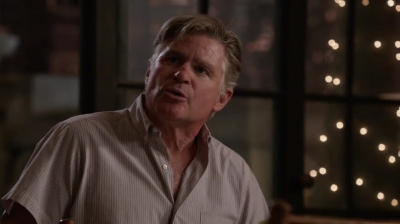 WHITE_COLLAR_-_E4X11_FAMILY_BUSINESS_0320.jpg