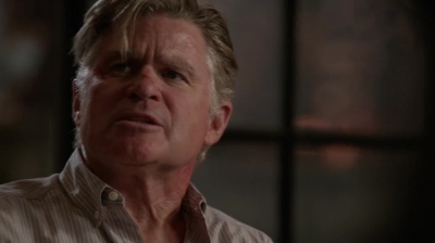 WHITE_COLLAR_-_E4X11_FAMILY_BUSINESS_0327.jpg