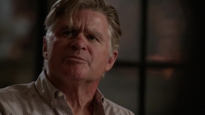 WHITE_COLLAR_-_E4X11_FAMILY_BUSINESS_0330.jpg
