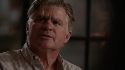 WHITE_COLLAR_-_E4X11_FAMILY_BUSINESS_0332.jpg