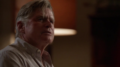 WHITE_COLLAR_-_E4X11_FAMILY_BUSINESS_0339.jpg