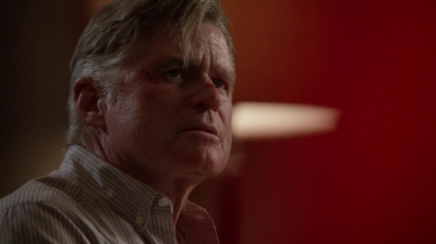 WHITE_COLLAR_-_E4X11_FAMILY_BUSINESS_0347.jpg