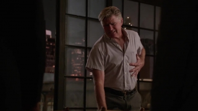 WHITE_COLLAR_-_E4X11_FAMILY_BUSINESS_0365.jpg
