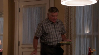 WHITE_COLLAR_-_E4X11_FAMILY_BUSINESS_0392.jpg