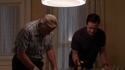WHITE_COLLAR_-_E4X11_FAMILY_BUSINESS_0403.jpg