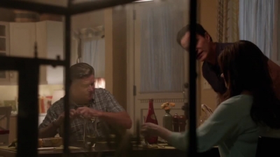 WHITE_COLLAR_-_E4X11_FAMILY_BUSINESS_0427.jpg