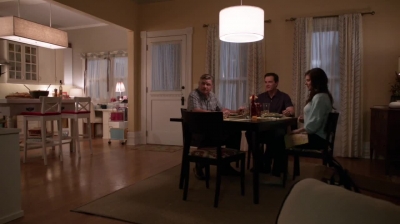 WHITE_COLLAR_-_E4X11_FAMILY_BUSINESS_0463.jpg