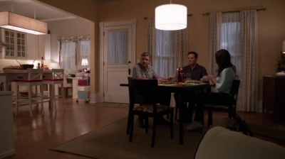WHITE_COLLAR_-_E4X11_FAMILY_BUSINESS_0465.jpg