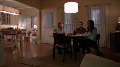 WHITE_COLLAR_-_E4X11_FAMILY_BUSINESS_0469.jpg