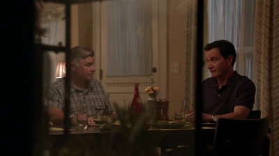 WHITE_COLLAR_-_E4X11_FAMILY_BUSINESS_0472.jpg