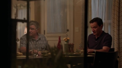 WHITE_COLLAR_-_E4X11_FAMILY_BUSINESS_0476.jpg
