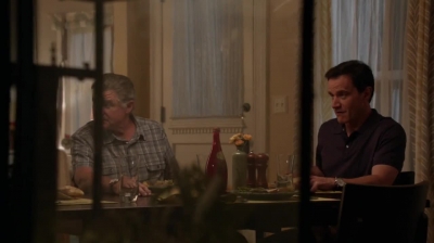 WHITE_COLLAR_-_E4X11_FAMILY_BUSINESS_0479.jpg