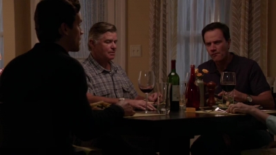 WHITE_COLLAR_-_E4X11_FAMILY_BUSINESS_0497.jpg