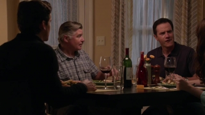 WHITE_COLLAR_-_E4X11_FAMILY_BUSINESS_0503.jpg