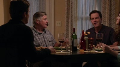 WHITE_COLLAR_-_E4X11_FAMILY_BUSINESS_0504.jpg