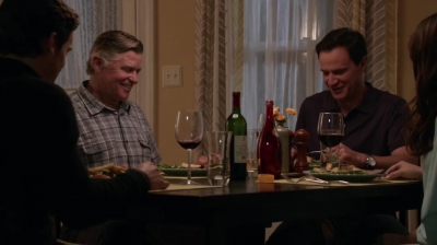 WHITE_COLLAR_-_E4X11_FAMILY_BUSINESS_0529.jpg