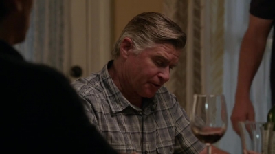 WHITE_COLLAR_-_E4X11_FAMILY_BUSINESS_0607.jpg