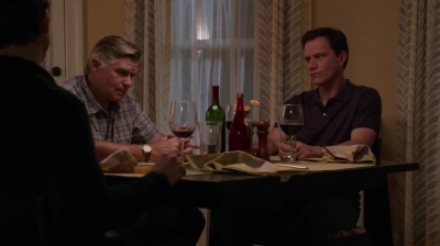 WHITE_COLLAR_-_E4X11_FAMILY_BUSINESS_0675.jpg