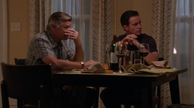 WHITE_COLLAR_-_E4X11_FAMILY_BUSINESS_0677.jpg