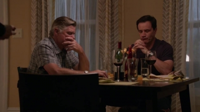 WHITE_COLLAR_-_E4X11_FAMILY_BUSINESS_0701.jpg