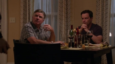 WHITE_COLLAR_-_E4X11_FAMILY_BUSINESS_0705.jpg